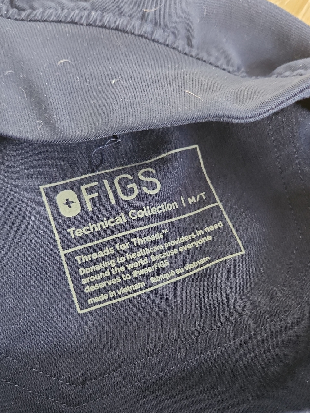 Figs Women's Scrub Set in Navy - Straight Leg Pants & Top - Picture 5 of 5